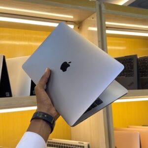 Apple MacBook Pro 2020 - Core i5 – 8GB Ram - 256GB - 13 Inch