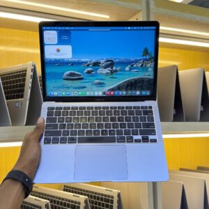 Apple MacBook Air 2020 - Core i5 - 8GB Ram - 512GB SSD - Retina