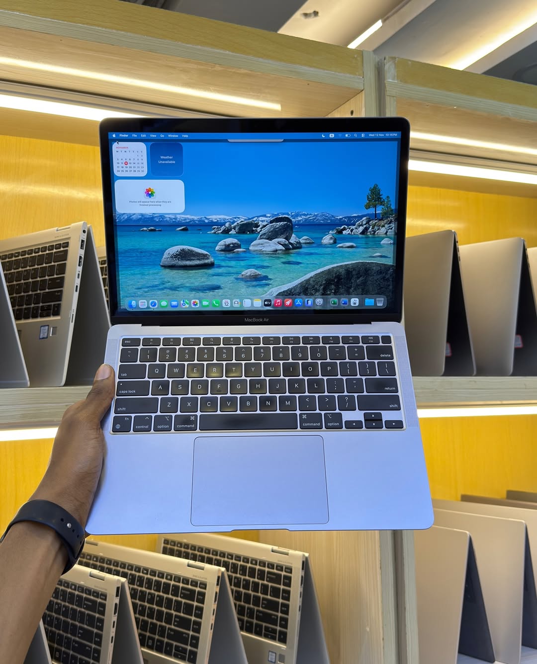 MacBookAir2020 512GB Inteli5 メモリ8GB Amazon.com: Apple 2020 MacBook Air with M1 Chip 13-inch, 8GB RAM