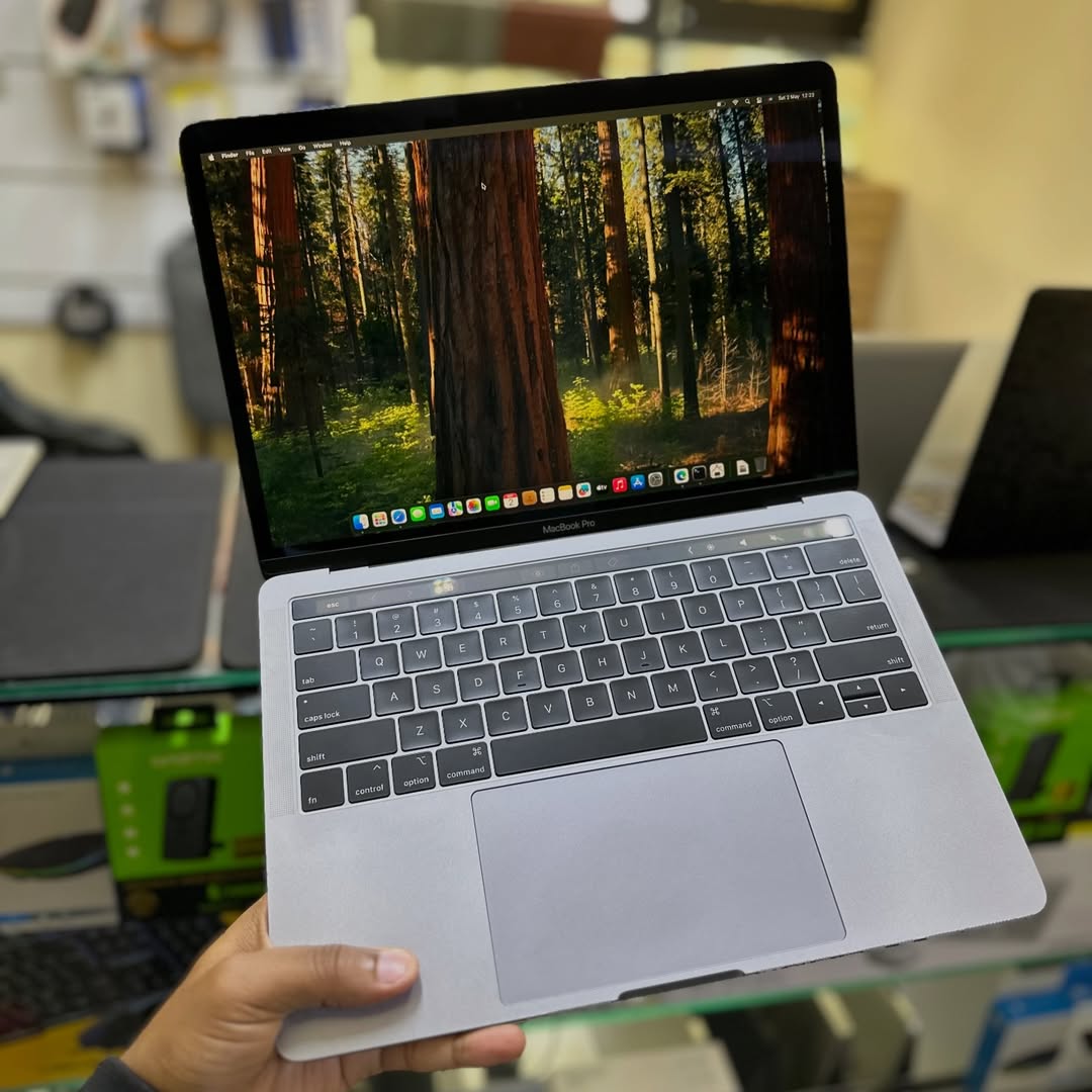 UK USED: Apple MacBook Pro 2019 - Core i5 – 8GB Ram - 256GB SSD - Touchbar - Image 8