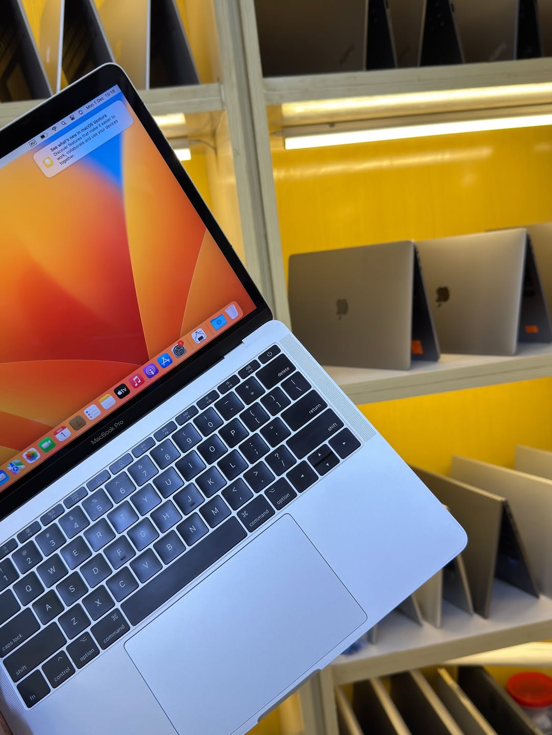 Apple MacBook Pro 2017 | Core I5 | 8GB RAM | 256GB SSD | 13-Inch