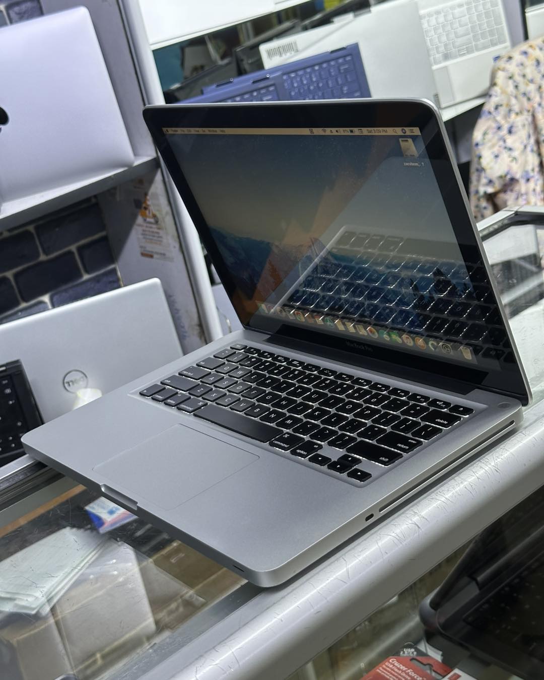 Apple MacBook Pro 2012 | Core i5 | 8GB RAM | 128GB SSD | 13-Inch | UK Fairly Used - Image 4