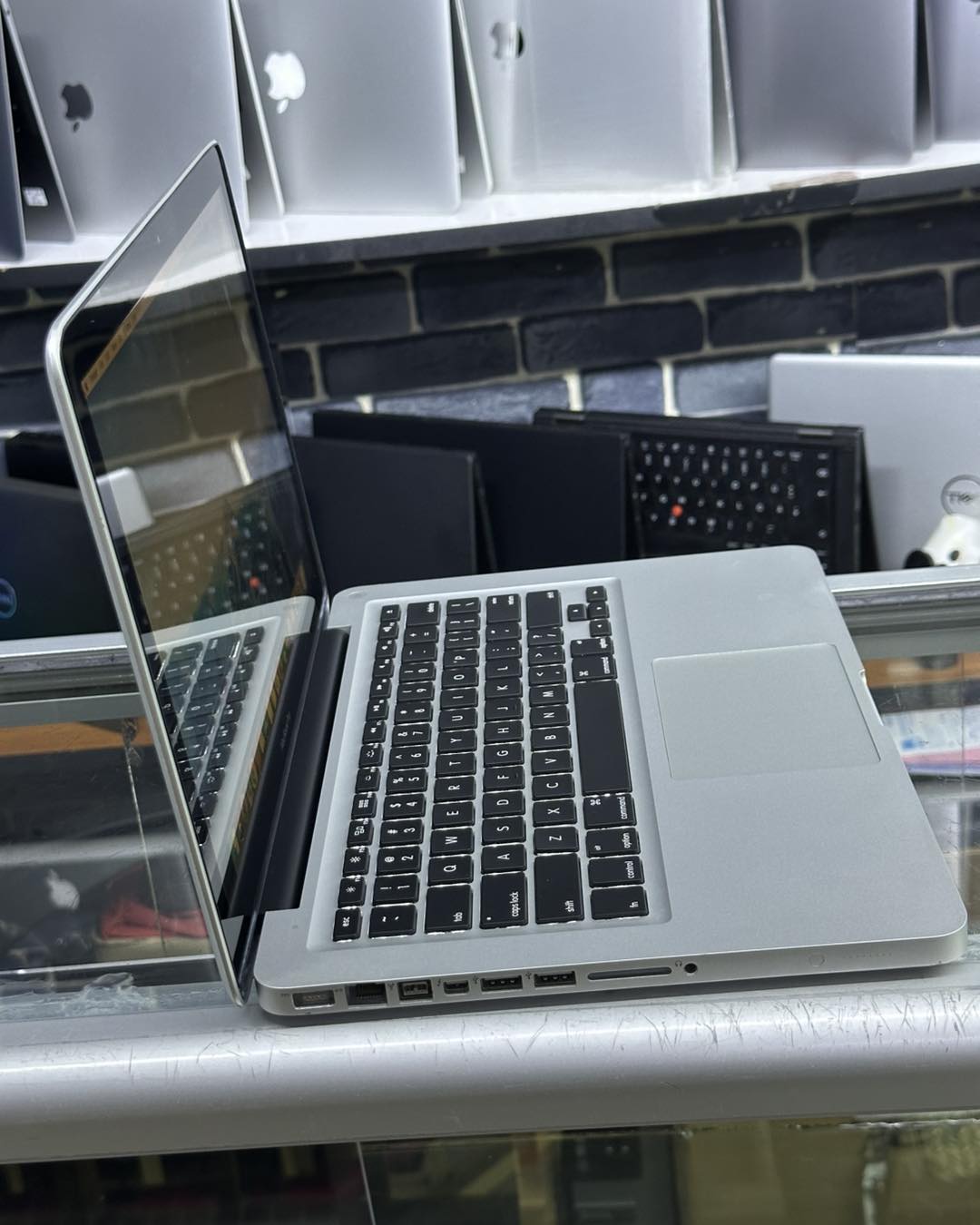 Apple MacBook Pro 2012 | Core i5 | 8GB RAM | 128GB SSD | 13-Inch | UK Fairly Used - Image 3