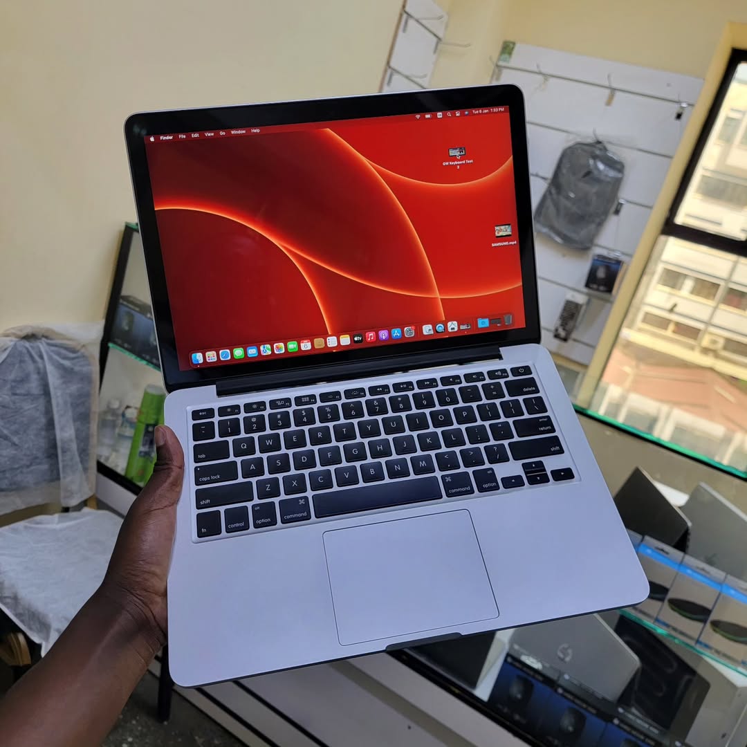 UK USED: Apple MacBook Pro 2015 – Core i5 – 8GB Ram – 256GB SSD – 13 inch - Image 6
